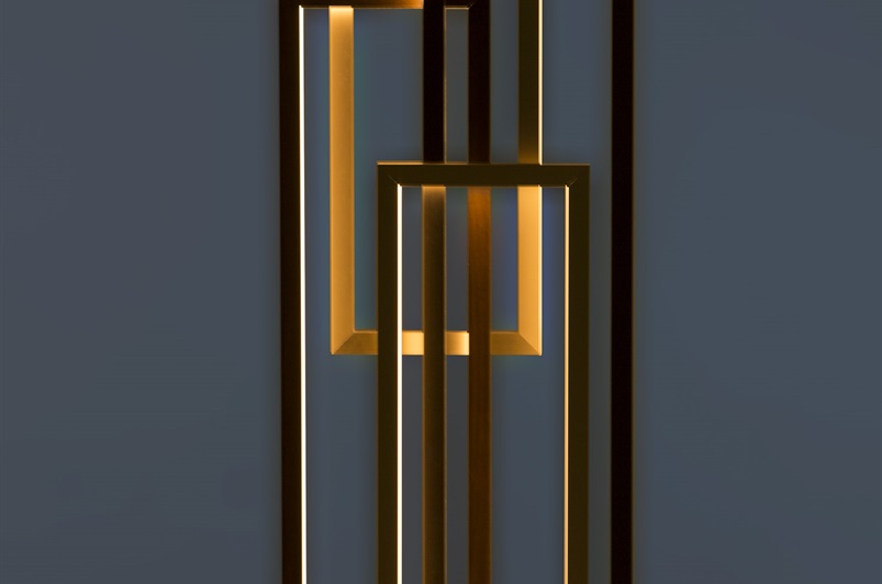 Edge Floor Lamp