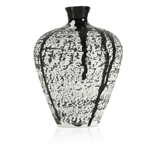 Magma Small Textured Vase (Black)